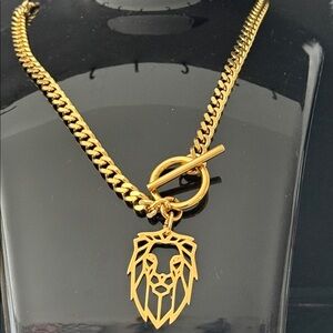 Gold Lion Pendant Chain Necklace
